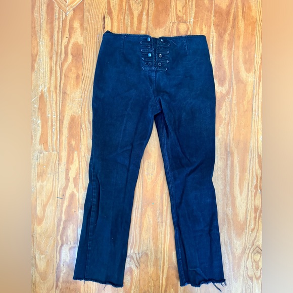 Black Cropped Chloe Jeans - Picture 3 of 5